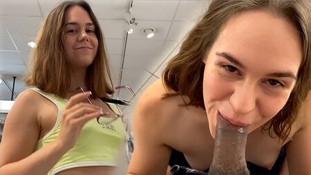 Nasty Cute Girl Met With A Black Dick At The Fitting Room