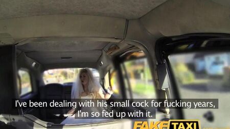 The bride changed before the wedding with a taxi driver