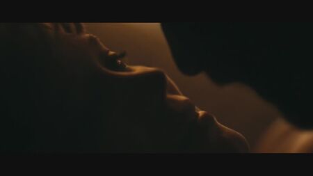 Lea Seydoux Nude - Zoe (2018) Hd 1080p Watch Online