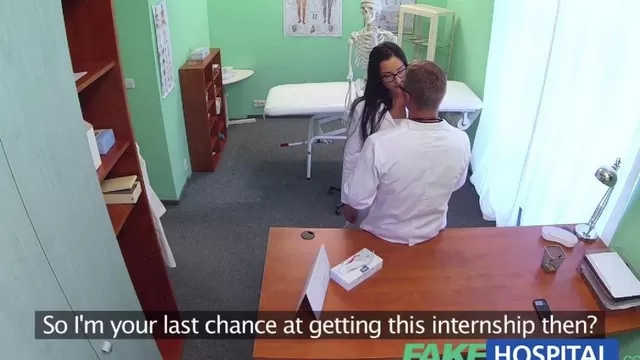 Hidden Cam In Hospital - Hidden camera in a doctor's office in the hospital - XXXi.PORN Video