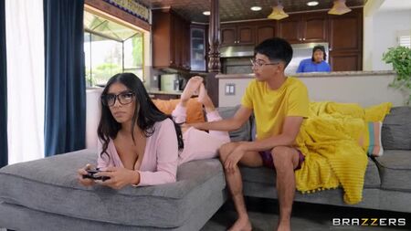 Violet Myers [PornCube ПОРНО ВК new Porn vk HD 1080 Latina Big Tits