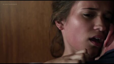 Alicia Vikander Nude - Pure (Till det som är vackert, 2009) 1080 Watch Online Алисия Викандер - Чистота (К чему-то прекрасному)