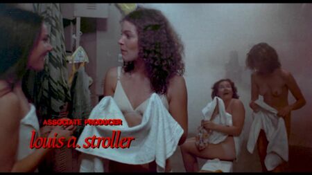 Sissy Spacek, Nancy Allen, Amy Irving, Cindy Daly Nude - Carrie (1976)