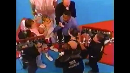 Christy Martin vs Lisa Holewyne - HBO PPV November 17, 2001