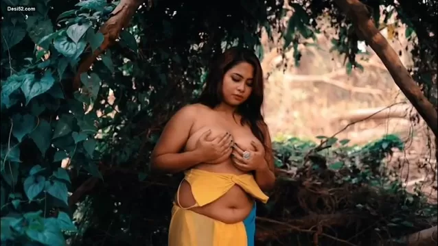 638px x 359px - Indian Big Milk Tanker Hindu Whore Model Nude Topless Photoshoot Exposing  Huge Boobs Sexy Brown Nipples Glamour Topless Saree - XXXi.PORN Video