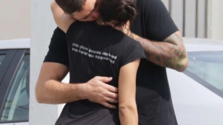 HOT Adriana Lima Kissing her New Boyfriend