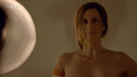 Iris Mareike Steen, Ulrike Frank - GZSZ e7152 (2020) HD 1080p Nude? Sexy! Watch Online / Ирис Марейке Стин, Ульрике Франк