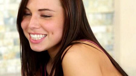 Aidra Fox made a girlfriend clitoris with a tongue