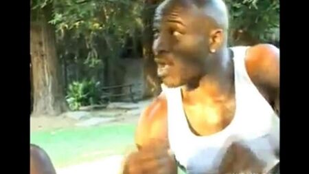 Negro is working out the rental of the apartment in kind
