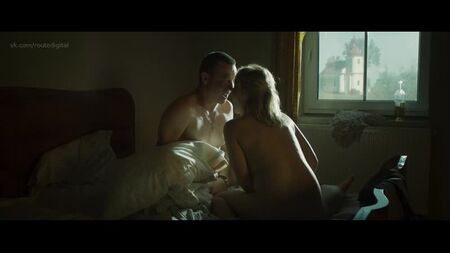 Joanna Kulig Nude - Kler (2018) 1080p Watch Online