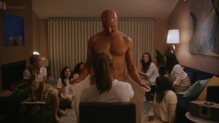 Jess Gabor - Hot Seat (2017) HD 1080p Nude? Sexy! Watch Online / Джесс Габор - Горячее место