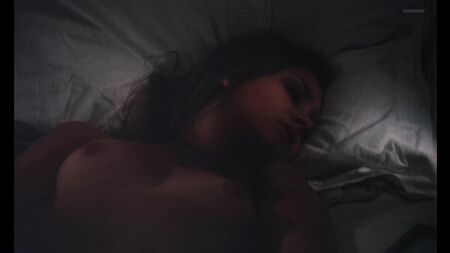 Linda Hayden Nude - Exposé (Trauma, UK 1976) 1080p Watch Online / Линда Хейден - Дом на соломенном холме