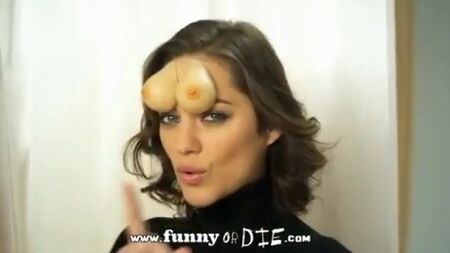 Forehead Tittaes w/ Marion Cotillard