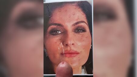 Varga Izabella cum explosion - slow motion