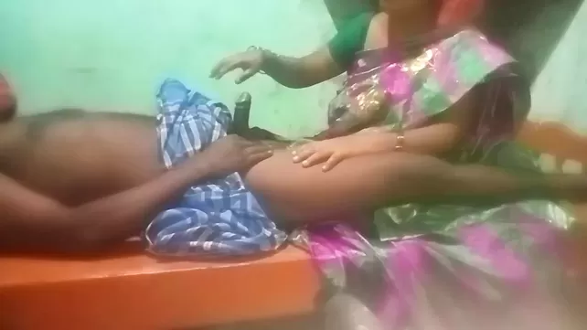 Koothi - Tamil aunty koothi porn videos & sex movies - XXXi.PORN