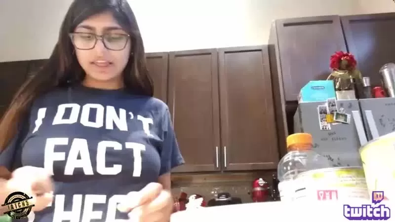 It_s-real-Mia-Khalifa-cam-show!.mp4 - XXXi.PORN Video